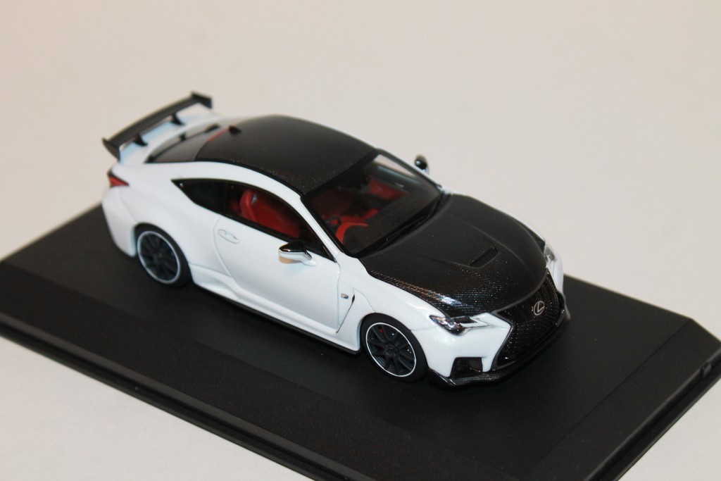 LEXUS RC F PERFORMANCE PACKAGE KYOSHO 1/43°