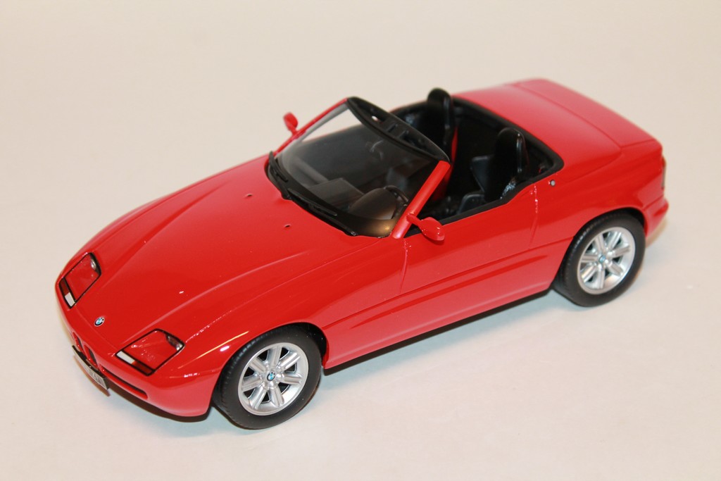 BMW Z1 ROUGE SCHUCO 1/18°