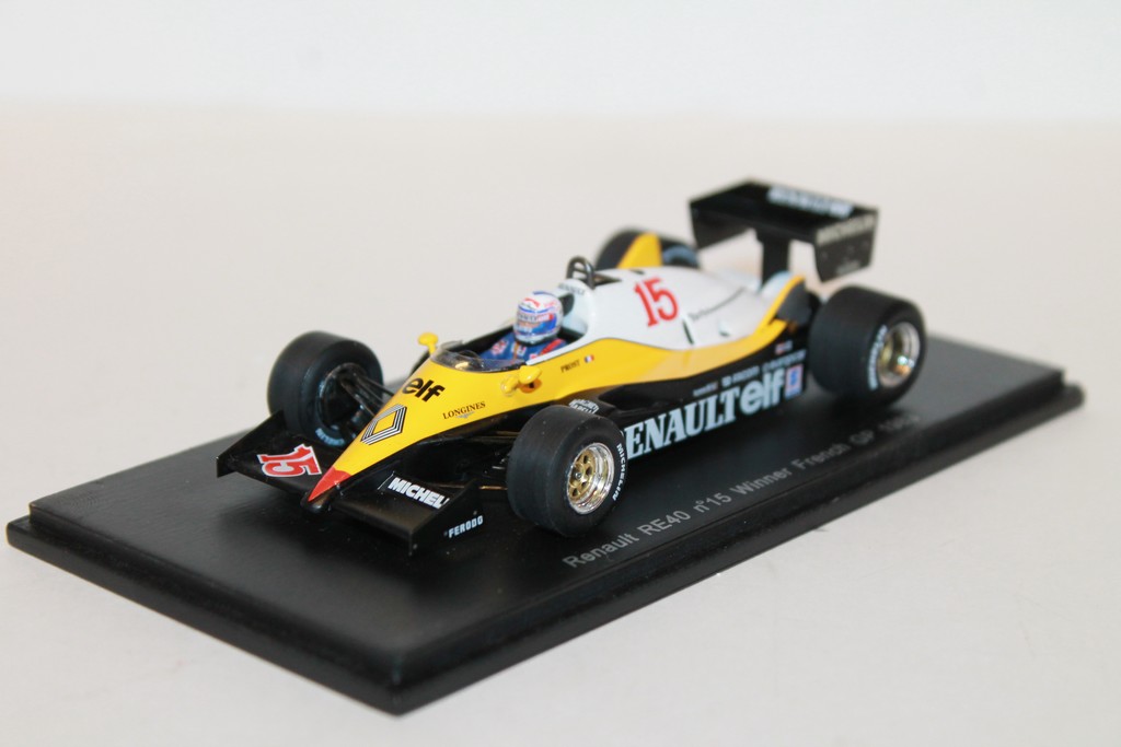 RENAULT RE40 N°15 VAINQUEUR GP FRANCE 1983 SPARK 1/43°