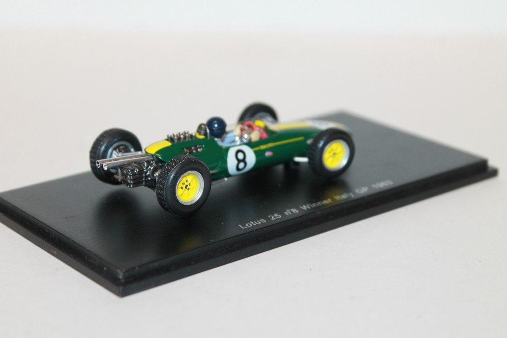 LOTUS 25 N°8 VAINQUEUR GP ITALIE 1963 SPARK 1/43°
