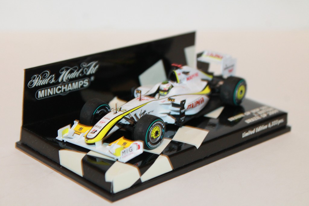 BRAWN GP BGP 001 N°22 BP BRESIL 2009 MINICHAMPS 1/43°