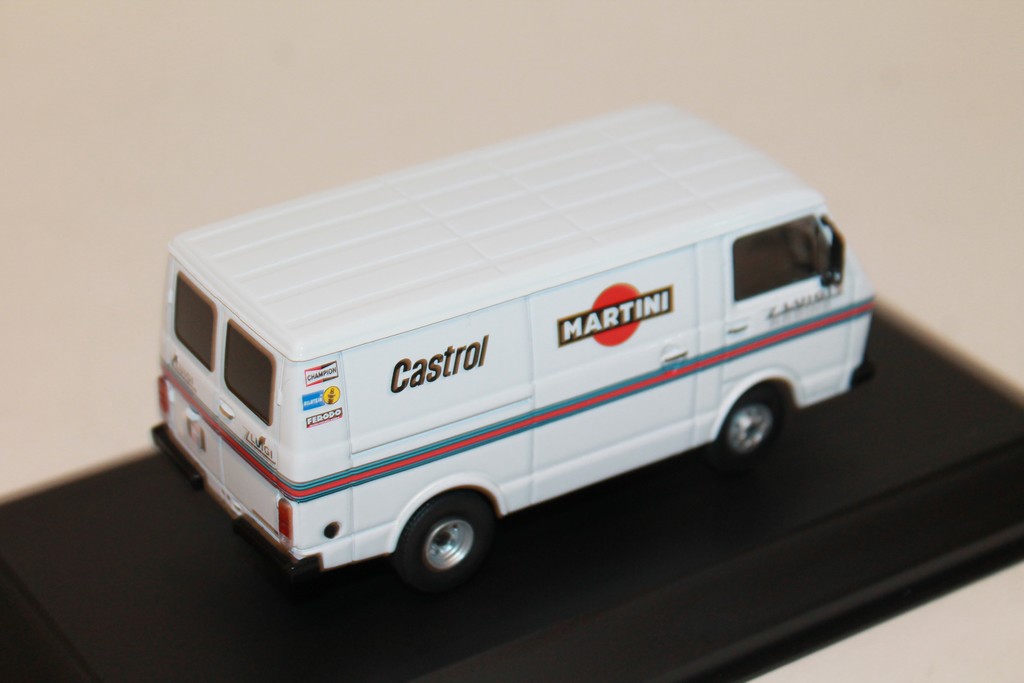 VOLKSWAGEN LT28 SWB RALLY ASSISTANCE VAN IXO 1/43°