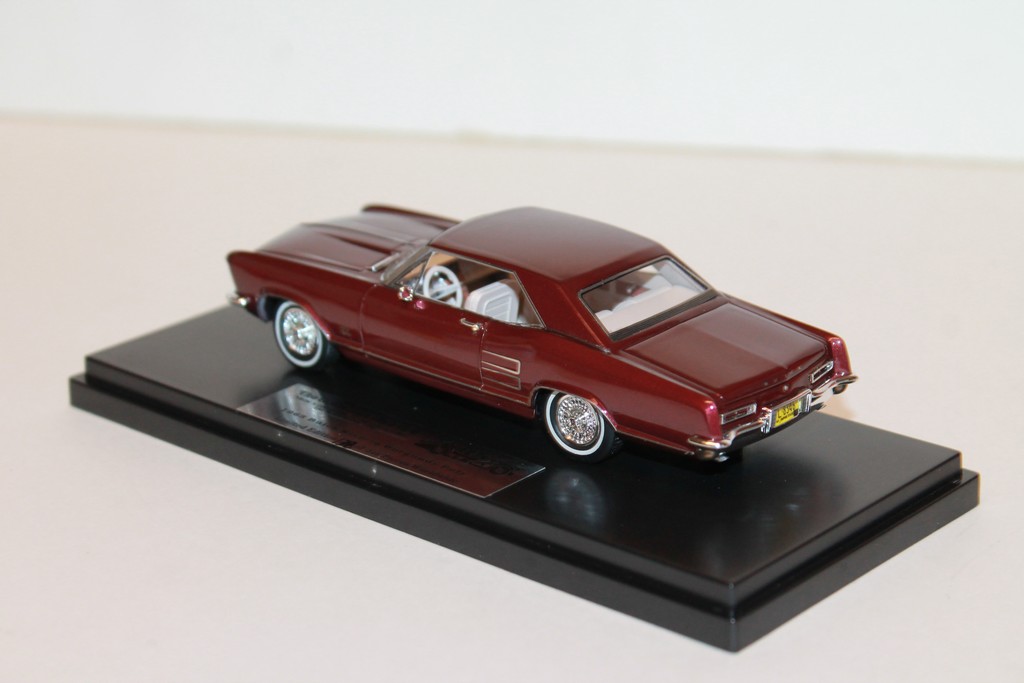 BUICK RIVIERA 1963 ROUGE BURGUNDY GOLDVARG 1/43°