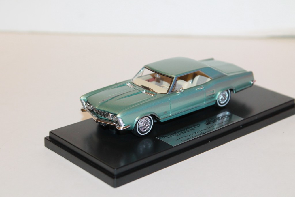 BUICK RIVIERA 1963 VERTE GOLDVARG 1/43°