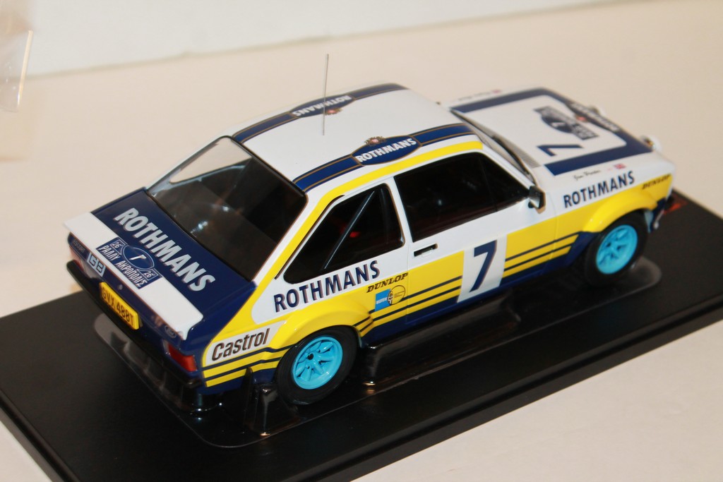 FORD ESCORT MKII RS 1800 N°7 ACROPOLE 1979 IXO 1/18°