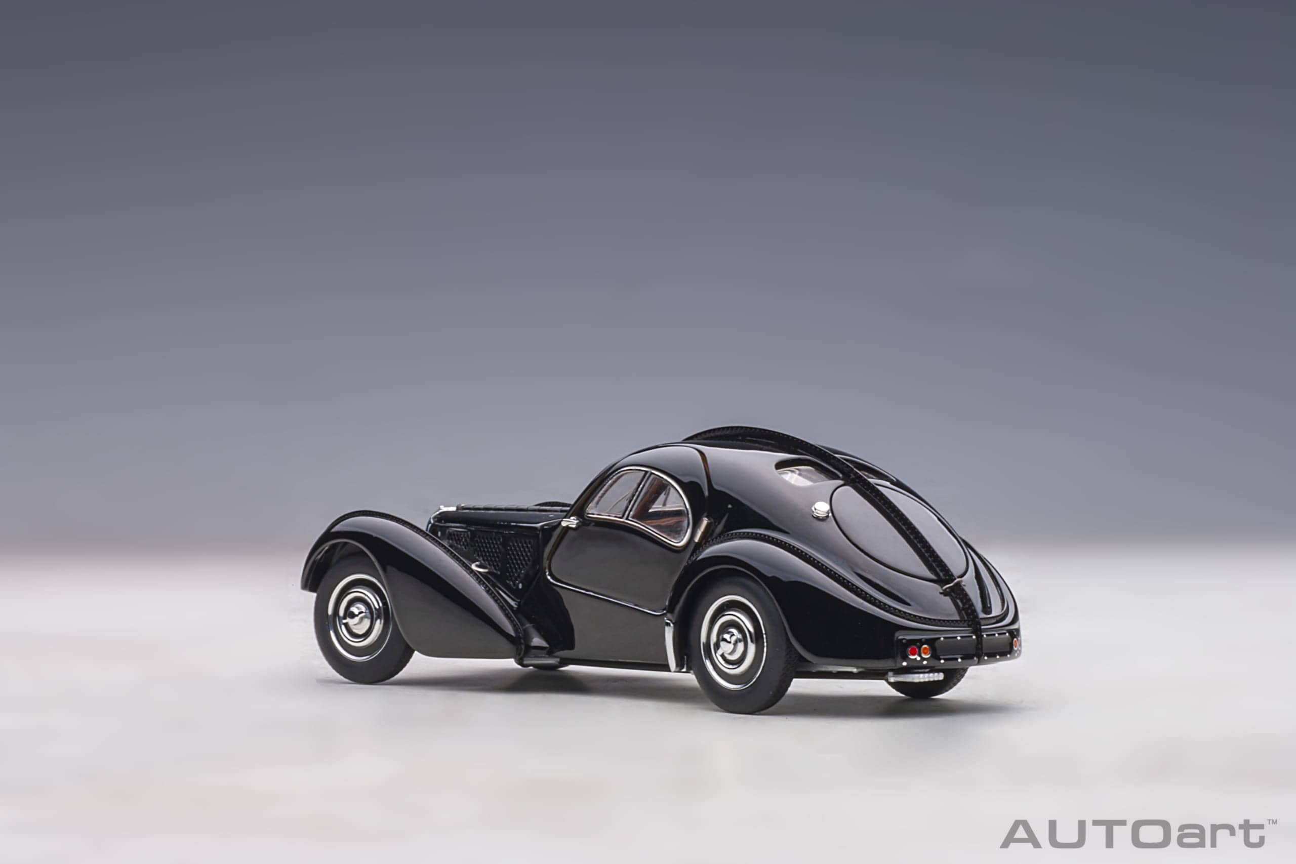 BUGATTI TYPE 57SC ATLANTIC NOIR AUTO ART 1/43°