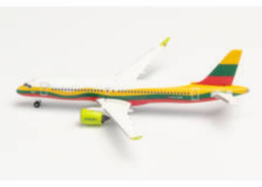 AVION DE AIRBALTIC "LITHUANIA"