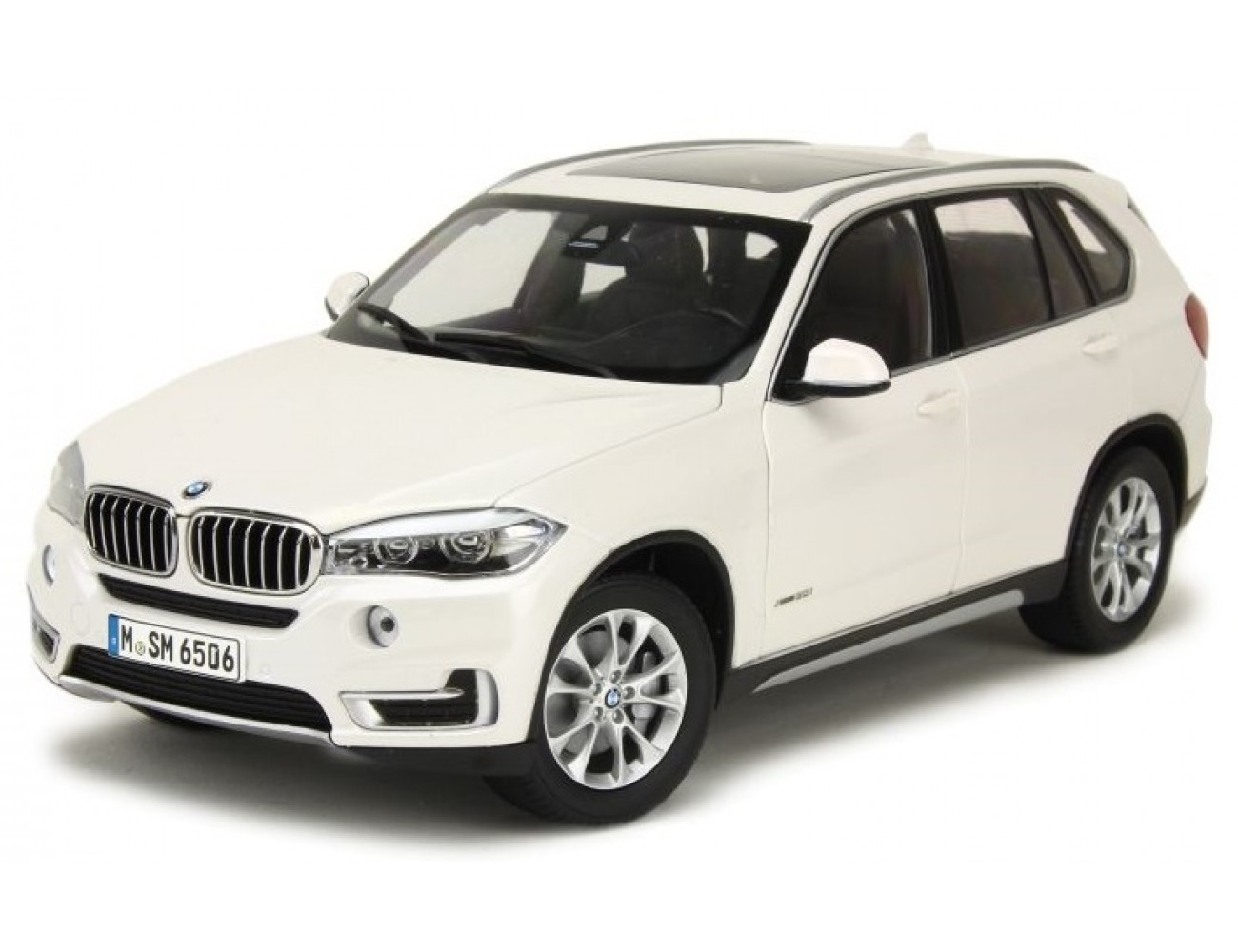 BMW X5 F15 2014 BLANC PARAGON 1/18°