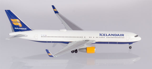 BOEING 767-300 ICELANDAIR HERPA 1/500°