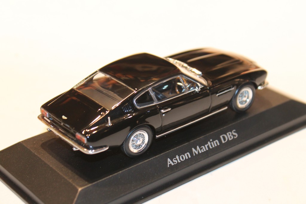 ASTON MARTIN DBS NOIR MAXICHAMPS 1/43°