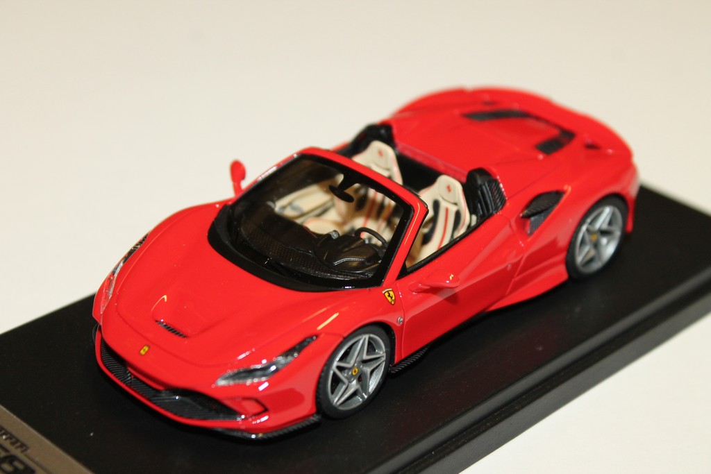 FERRARI F8 TRUBTO SPIDER ROUGE LOOKSMART 1/43°
