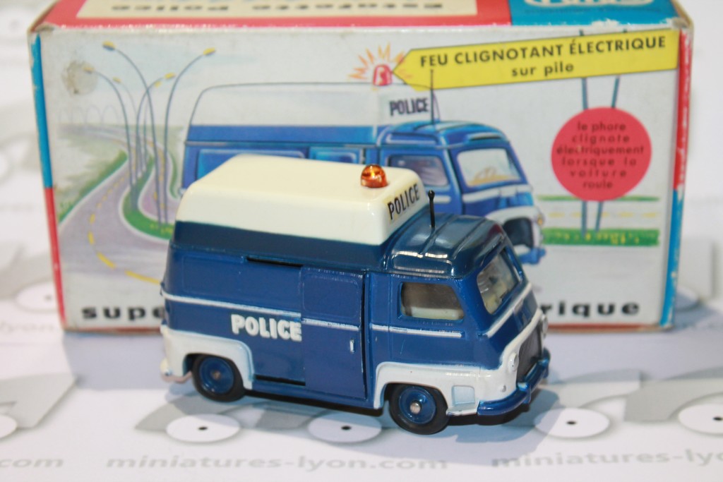 RENAULT ESTAFETTE POLICE ELECTRIQUE CIJ