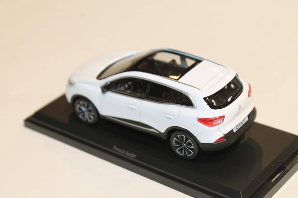 RENAULT  KADJAR 2015 BLANC NOREV 1/43°