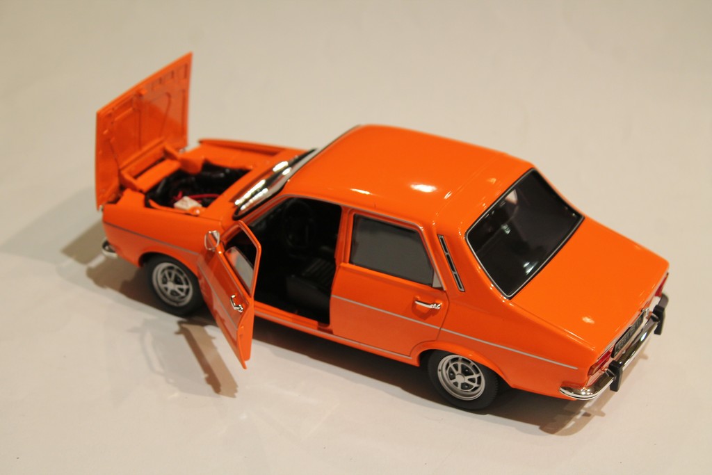 RENAULT 12 TS 1973 NOREV 1/18°