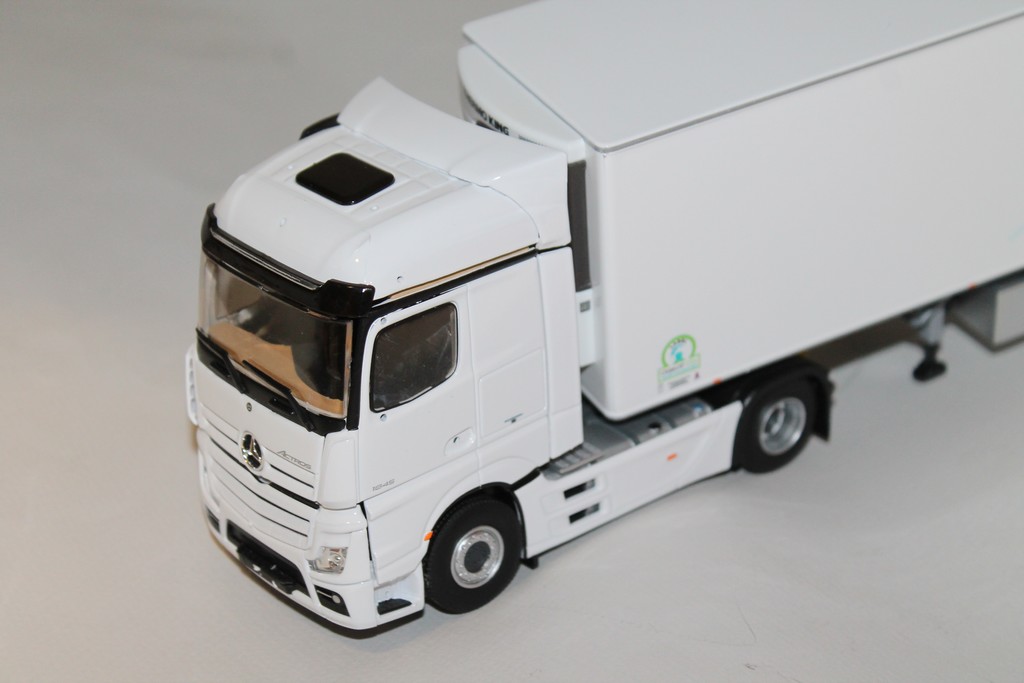 MERCEDES ACTROS 2 SEMI CHEREAU TVE LOGISTIQUE ELIGOR 1/43°