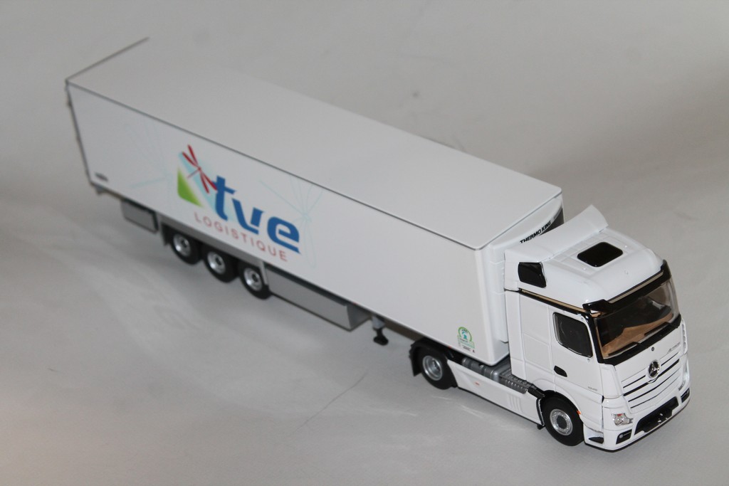 MERCEDES ACTROS 2 SEMI CHEREAU TVE LOGISTIQUE ELIGOR 1/43°