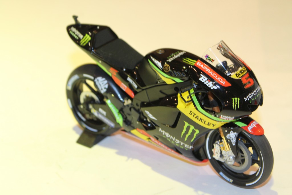 YAMAHA YZR-M1 N°5 J.ZARCO MOTOGP 2017 MINICHAMPS 1/12°