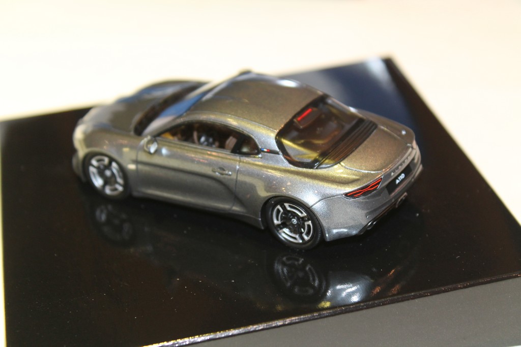 ALPINE A110 LEGENDE SPARK 1/43°