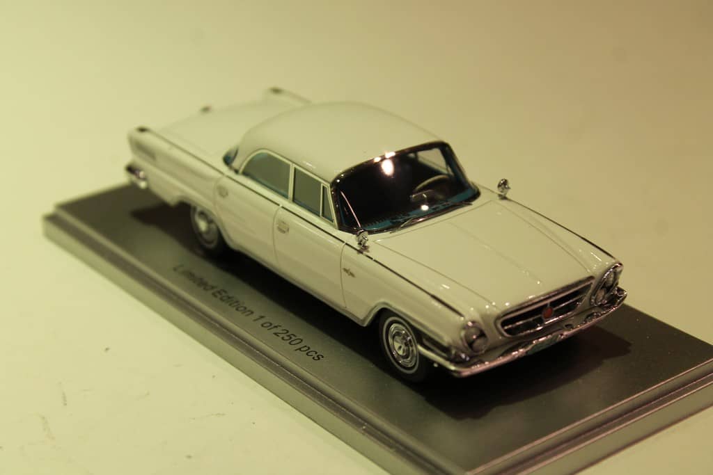 CHRYSLER NEW YORKER SEDAN BLANC 1962 KESS 1/43°