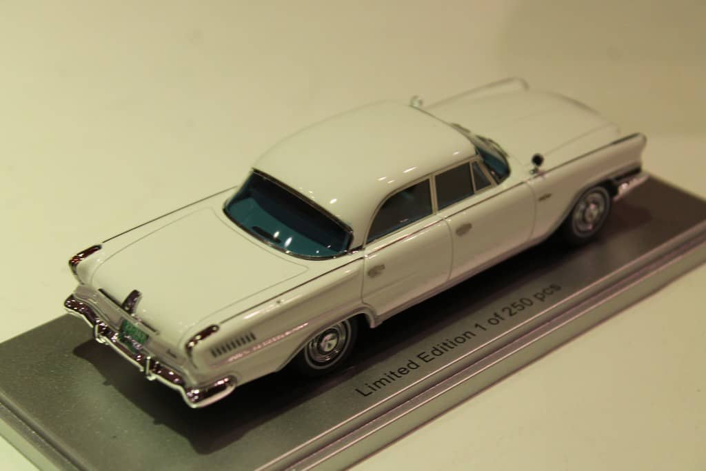 CHRYSLER NEW YORKER SEDAN BLANC 1962 KESS 1/43°