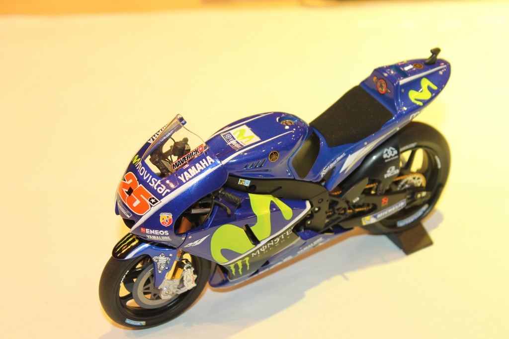 YAMAHA YZR-M1 VINALES MOTO GP 2017 MINICHAMPS 1/12°