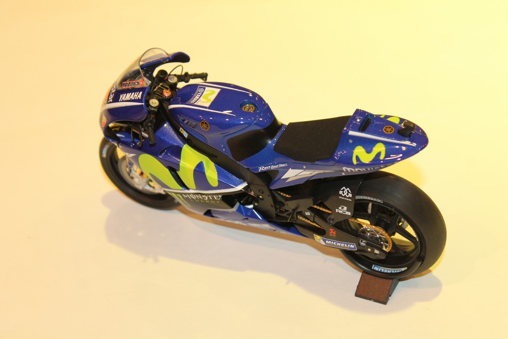 YAMAHA YZR-M1 VINALES MOTO GP 2017 MINICHAMPS 1/12°
