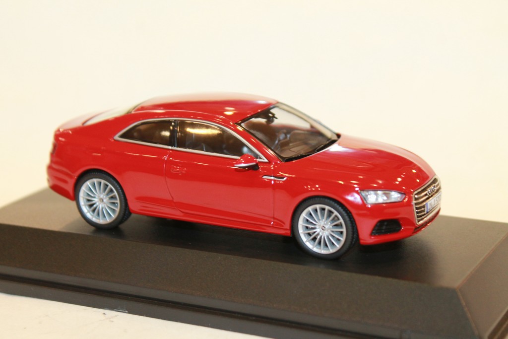 AUDI A5 COUPE ROUGE 2018 SPARK 1/43°