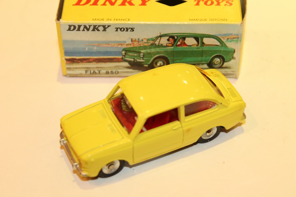 FIAT 850 DINKY 1/43°