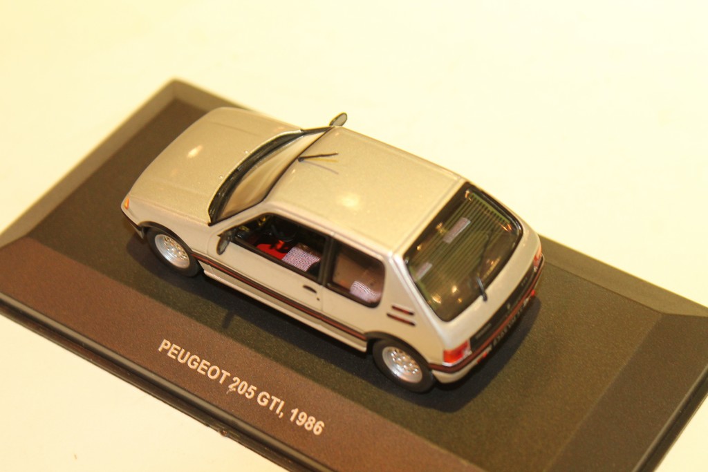 PEUGEOT 205 GTI 1986 SOLIDO 1/43°