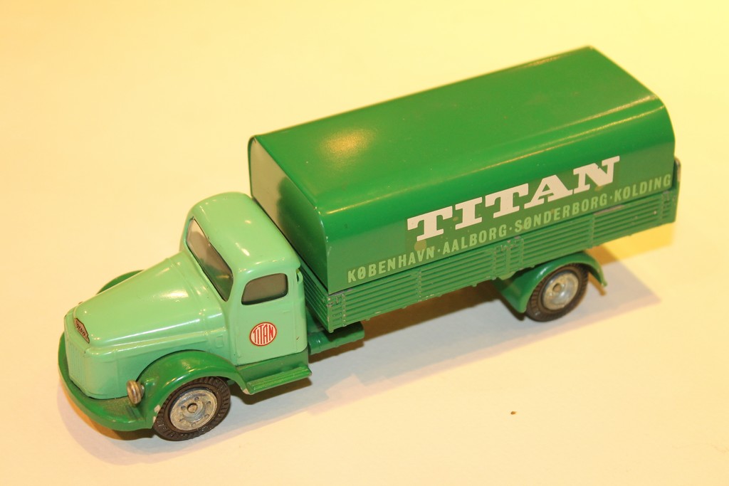 VOLVO CAMION BACHE TEKNO 1/43°