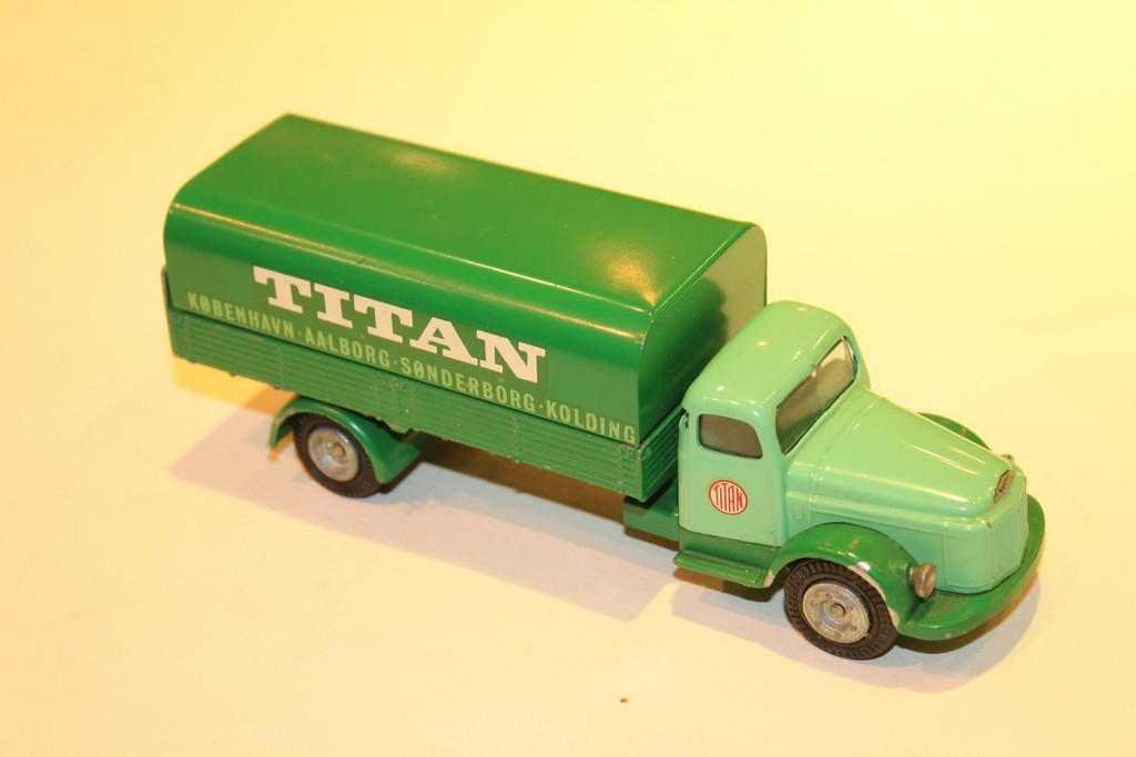 VOLVO CAMION BACHE TEKNO 1/43°