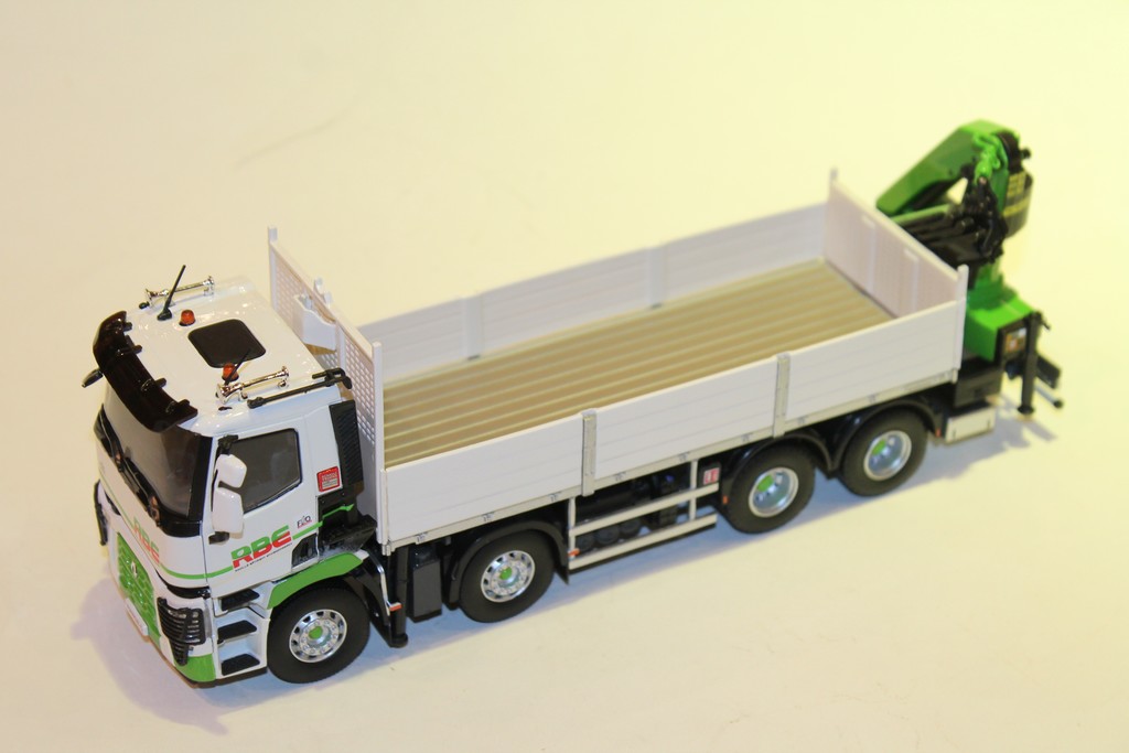 RENAULT C480 PLATEAU GRUE ELIGOR 1/43°