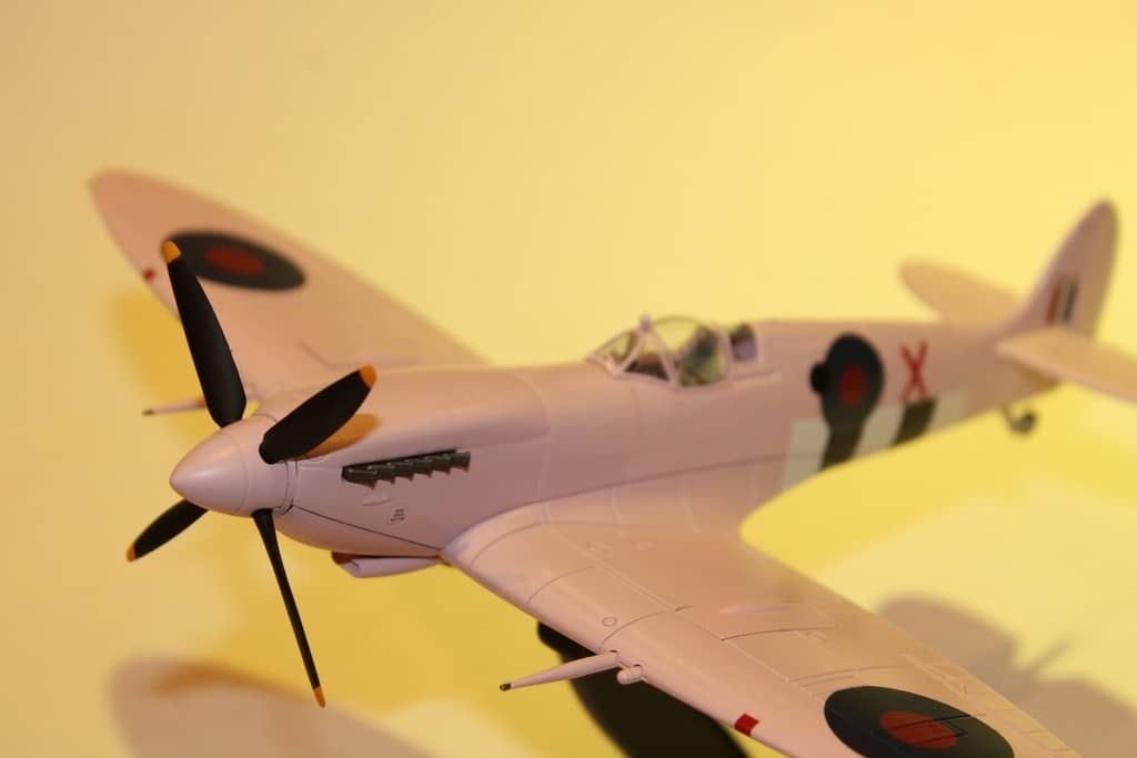 SUPERMARINE SPITFIRE HOBBYMASTER 1/72°