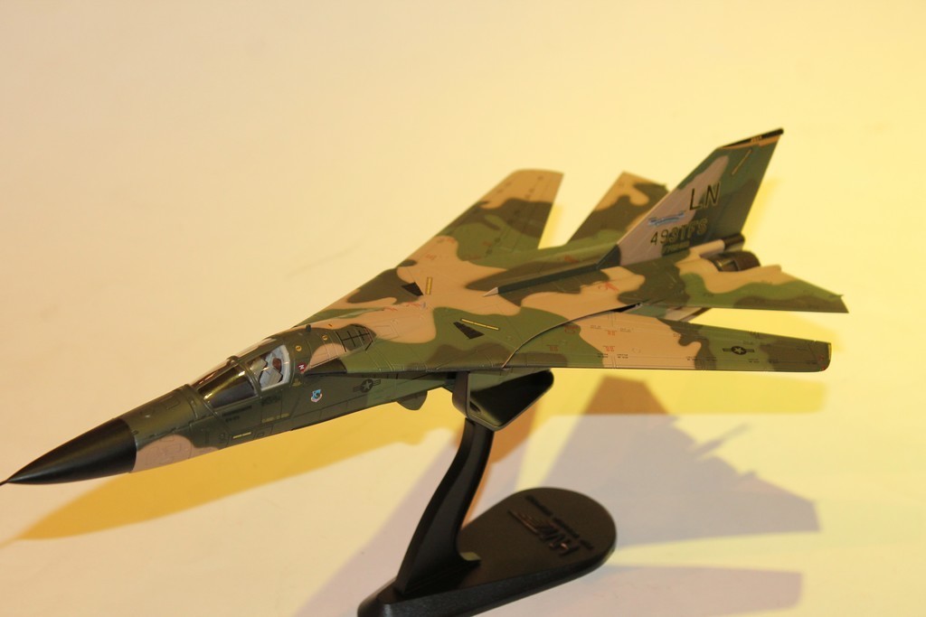 THE GENERAL DYNAMICS F-111 HOBBYMASTER 1/72°