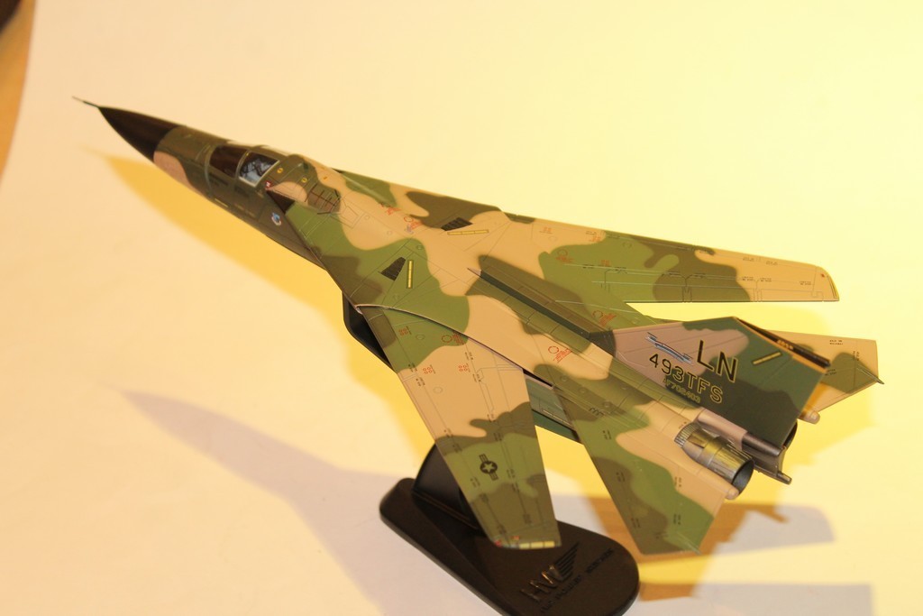 THE GENERAL DYNAMICS F-111 HOBBYMASTER 1/72°