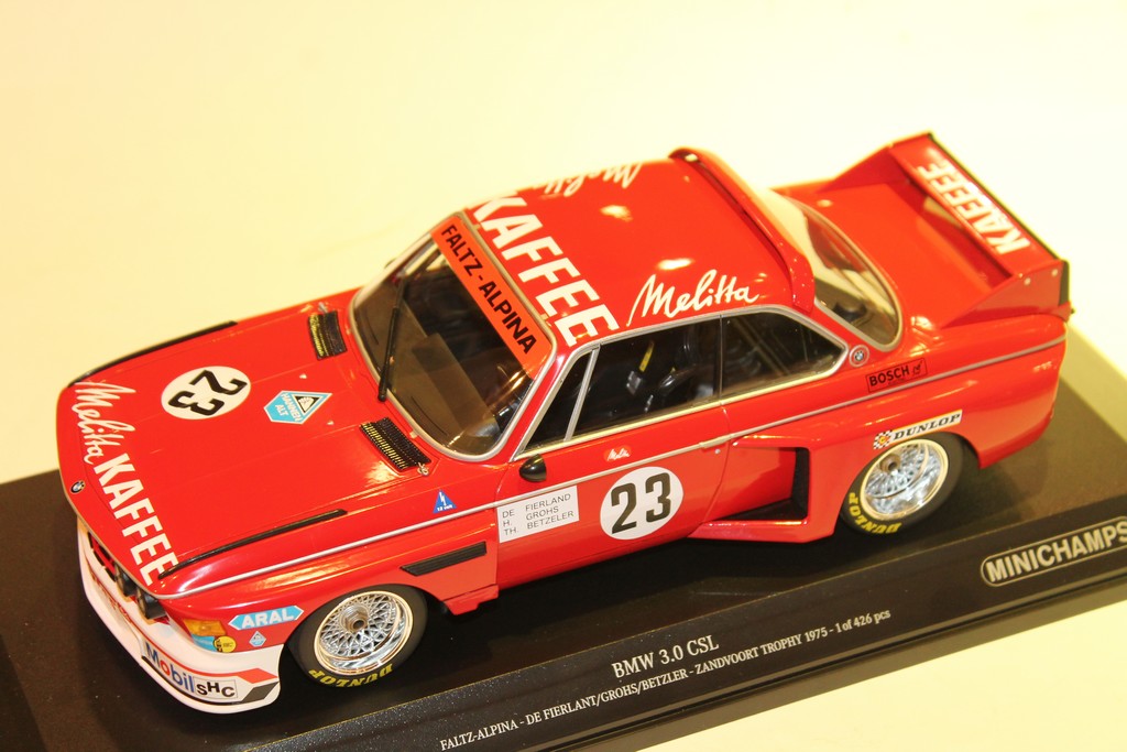 BMW 3.0 CSL 1975 MINICHAMPS 1/18°