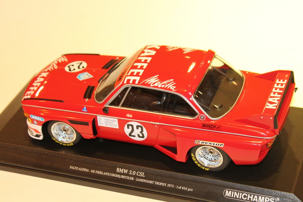 BMW 3.0 CSL 1975 MINICHAMPS 1/18°