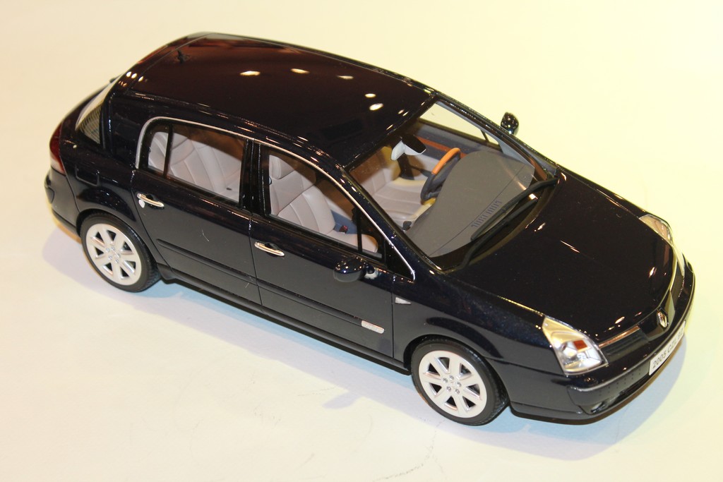 RENAULT VEL SATIS OTTO MOBILE 1/18°