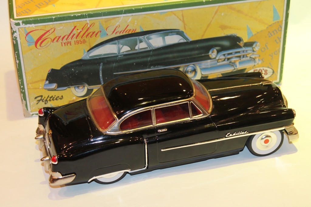 CADILLAC SEDAN TYPE 1950  FIFTIES