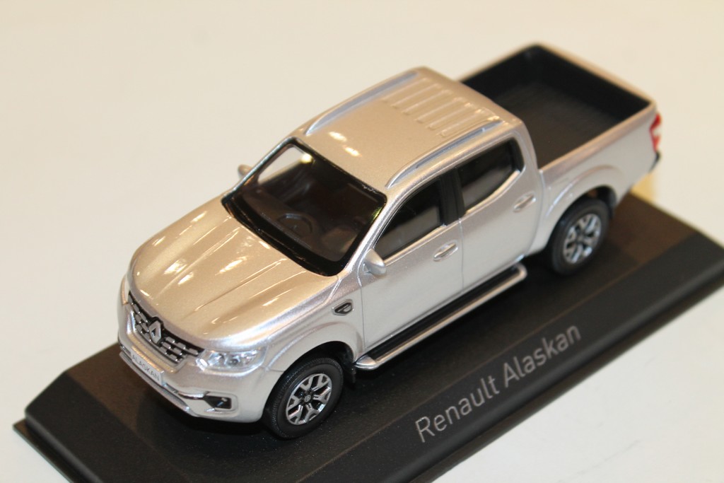 RENAULT ALASKAN PICK-UP GRIS 2017 NOREV 1/43°