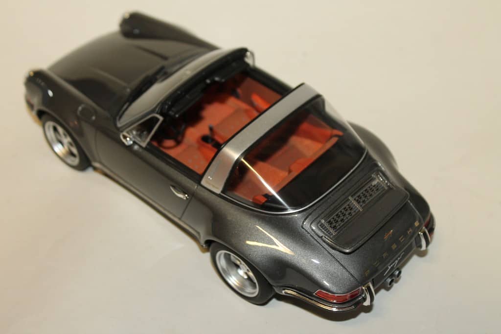 PORSCHE SINGER TARGA MARRON 1/18°