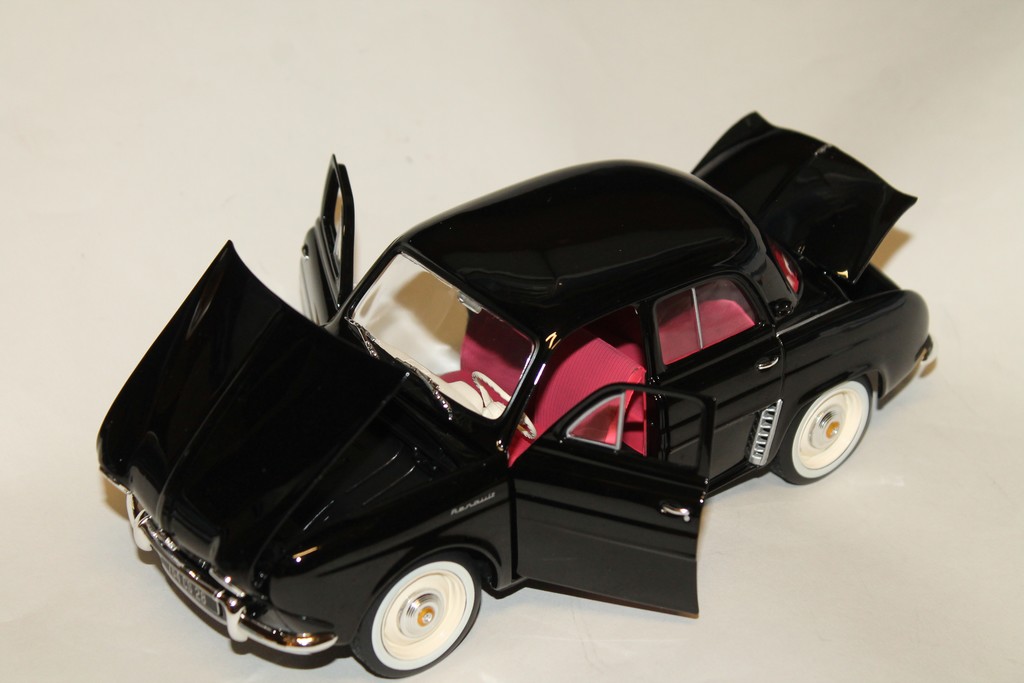 RENAULT DAUPHINE NOIR 1958 NOREV 1/18°