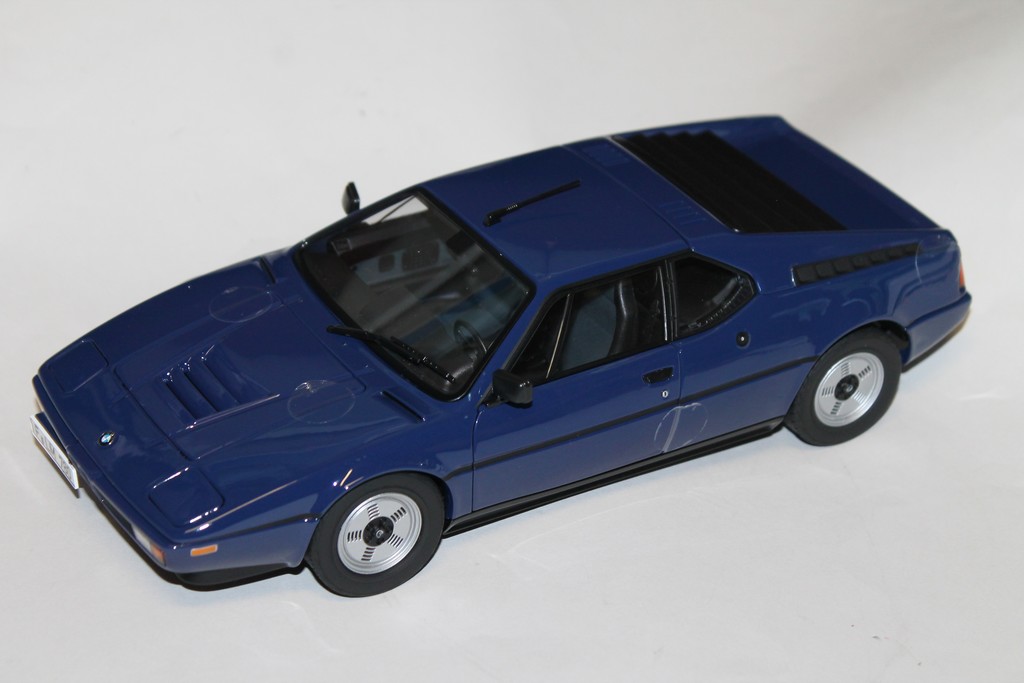 BMW M1 BLEU 1980 NOREV 1/18°