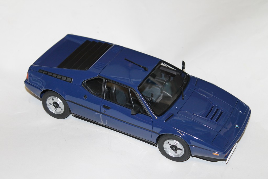 BMW M1 BLEU 1980 NOREV 1/18°