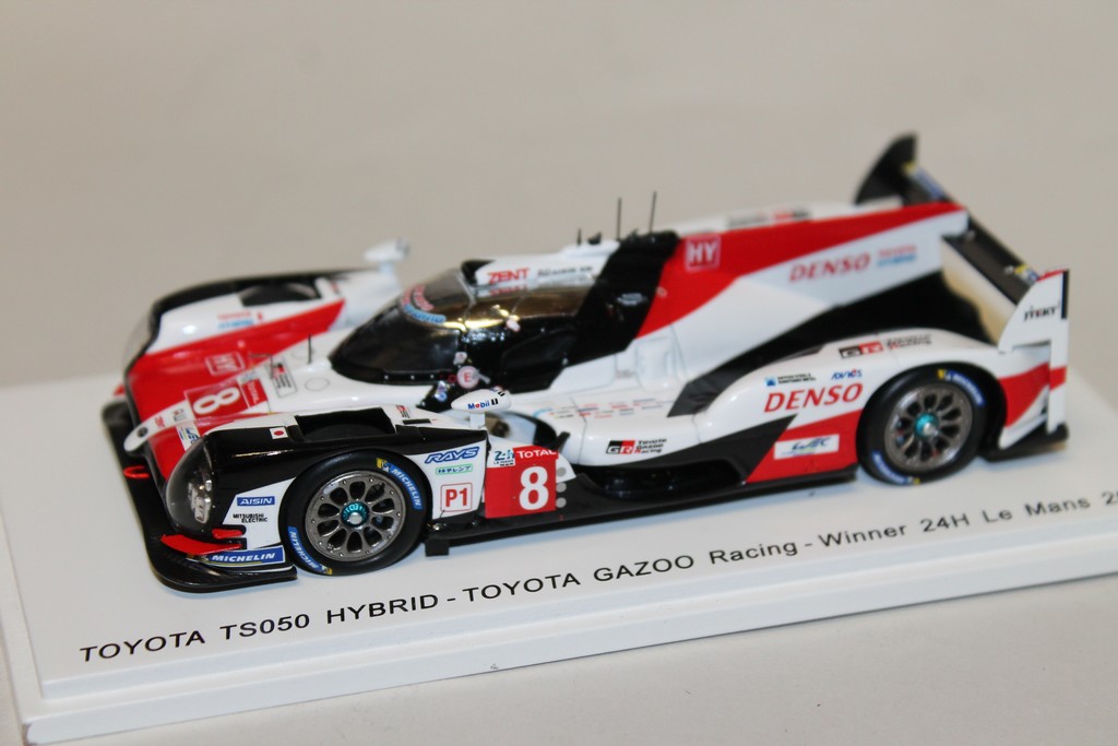 TOYOTA TS050 HYBRID WIN LM 2018 SPARK 1/43°