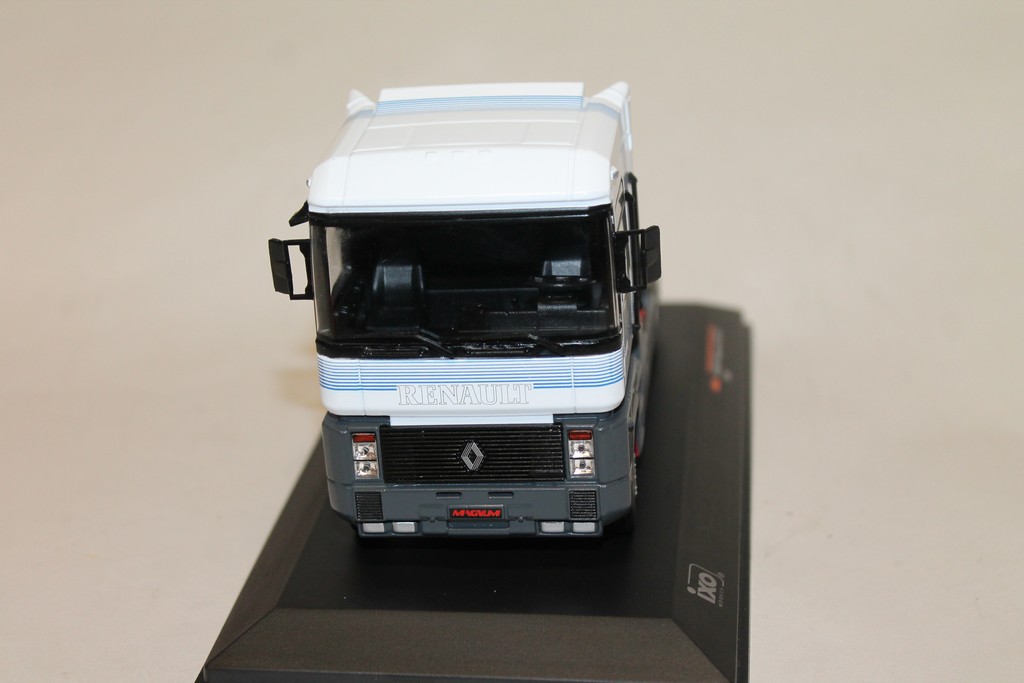 RENAULT MAGNUM AE 420 Ti 1992 IXO 1/43°