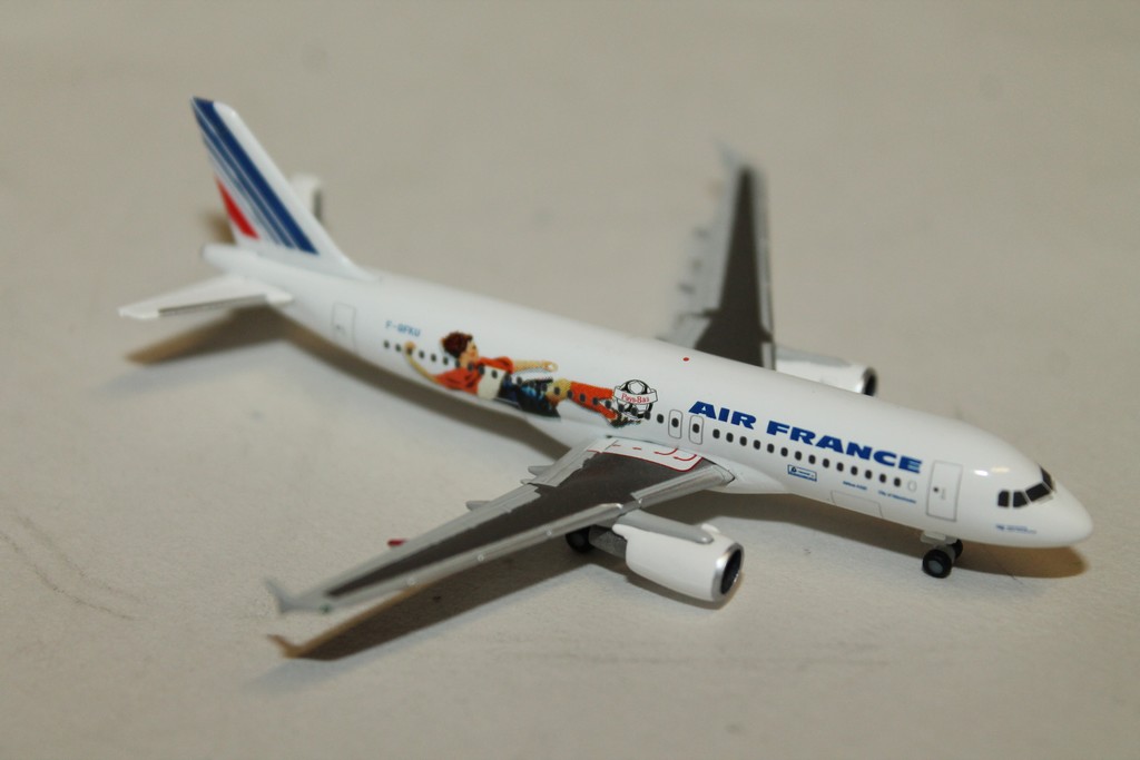 AIRBUS A320 AIRFRANCE 1998 HERPA 1/200°