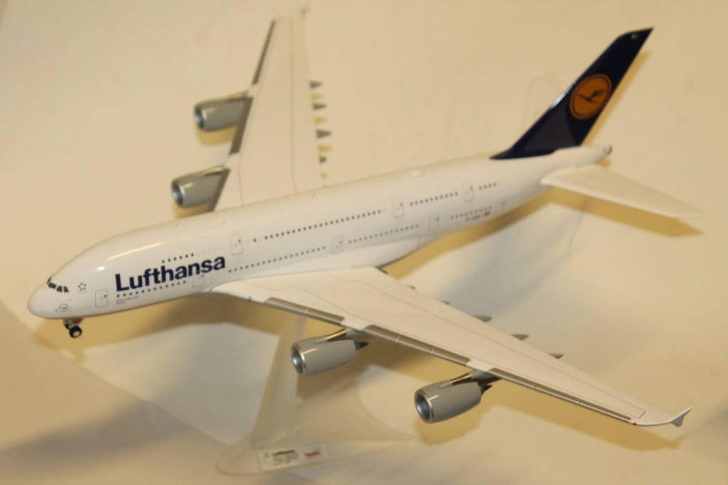 AIRBUS A380-800 LUFTHANSA HERPA 1/200°
