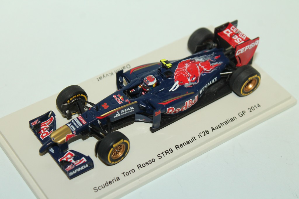 TORO ROSSO STR9 RENAULT N°26 GRAND PRIX D'AUSTRALIE 2014 SPARK 1/43°