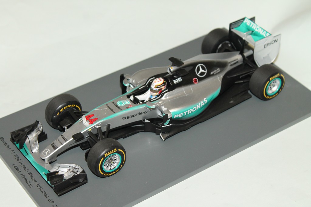 MERCEDES F1 W06 HYBRID HAMILTON WC 2015 SPARK 1/18°